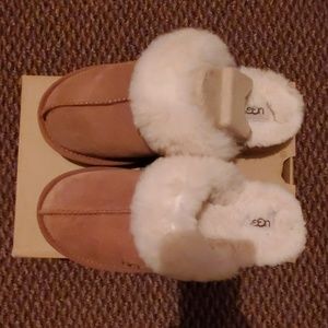 Ugg Cozy 11 kids  slippers
